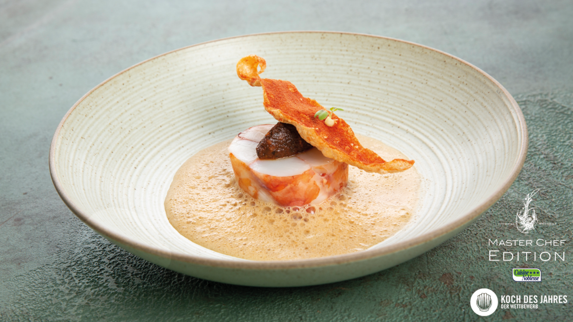 Master Chef Edition Riesengarnele Mosaik mit Romanesco Creme und Krustentier Bisque